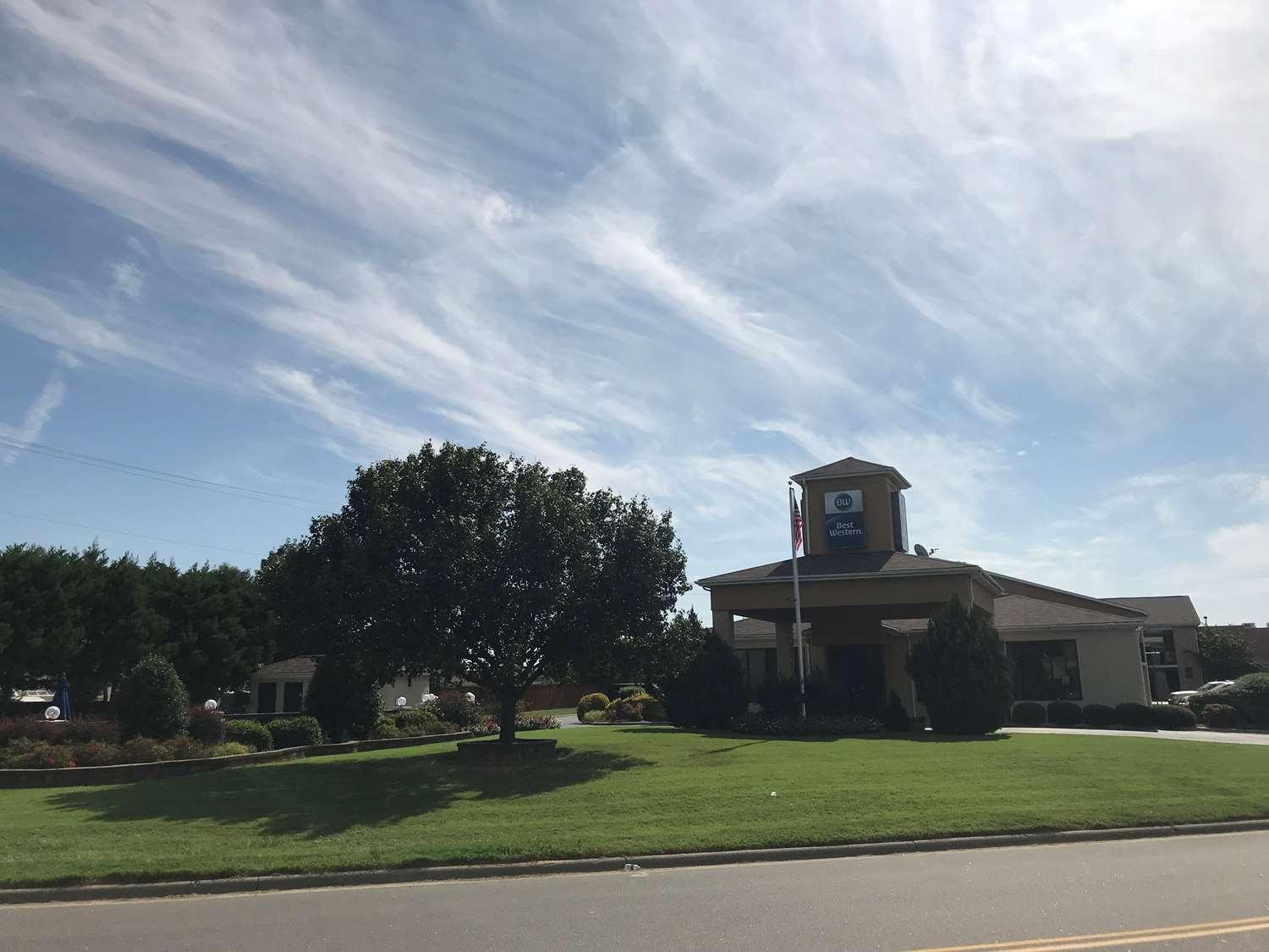 Best Western Inn & Suites Monroe Dış mekan fotoğraf