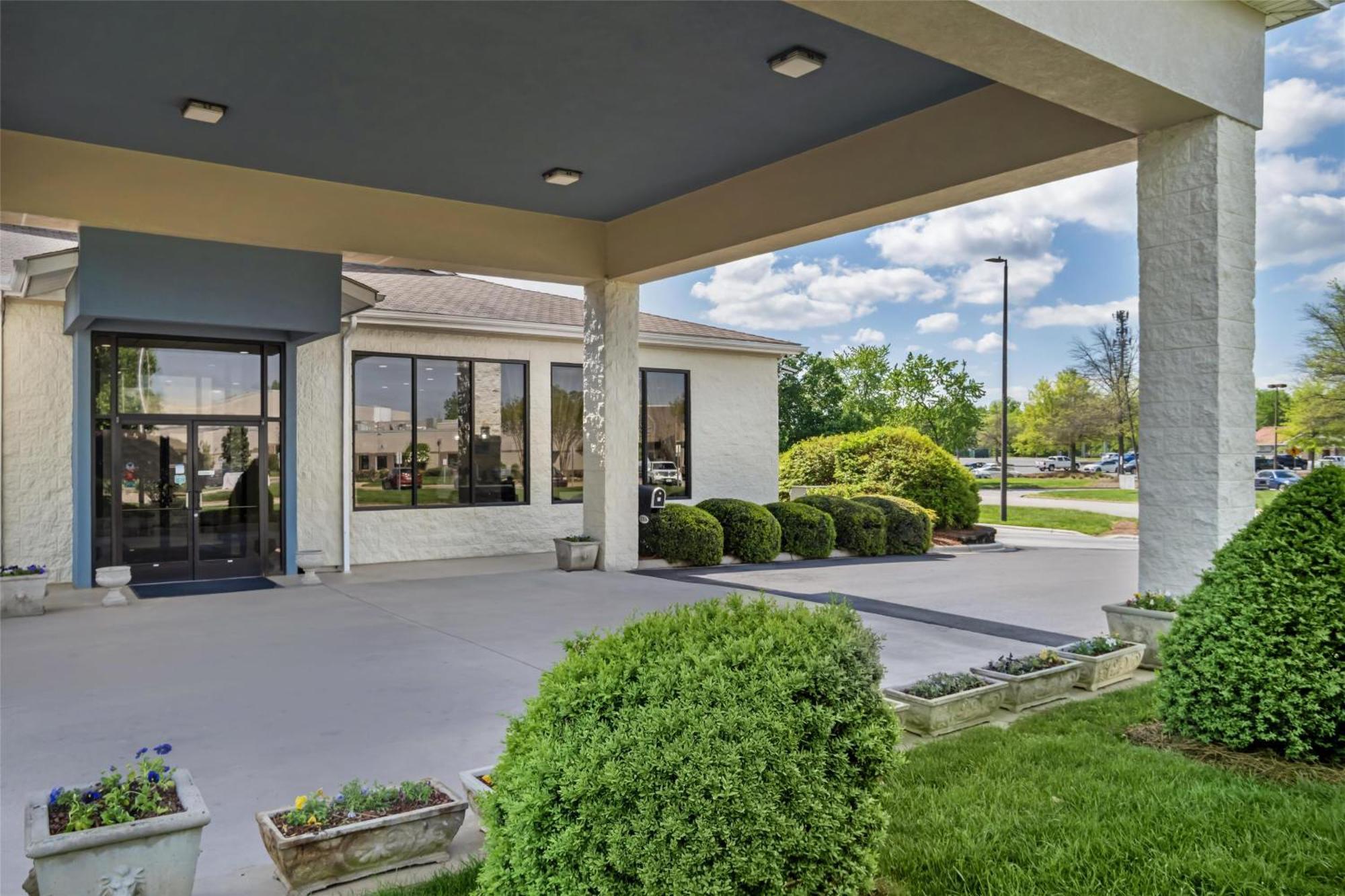Best Western Inn & Suites Monroe Dış mekan fotoğraf